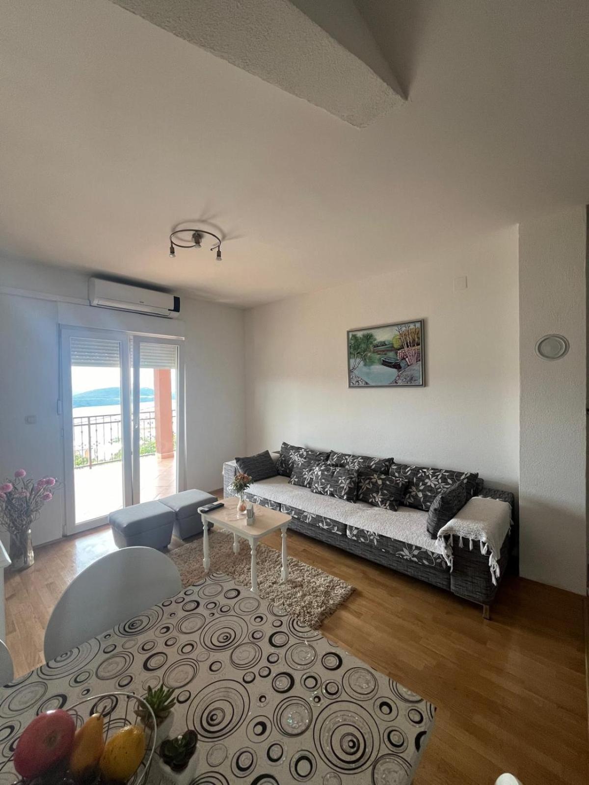 Apartmani Markic نيوم المظهر الخارجي الصورة