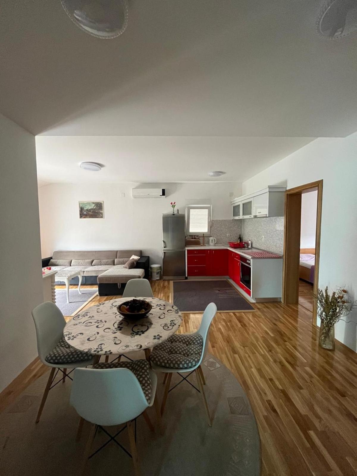 Apartmani Markic نيوم المظهر الخارجي الصورة